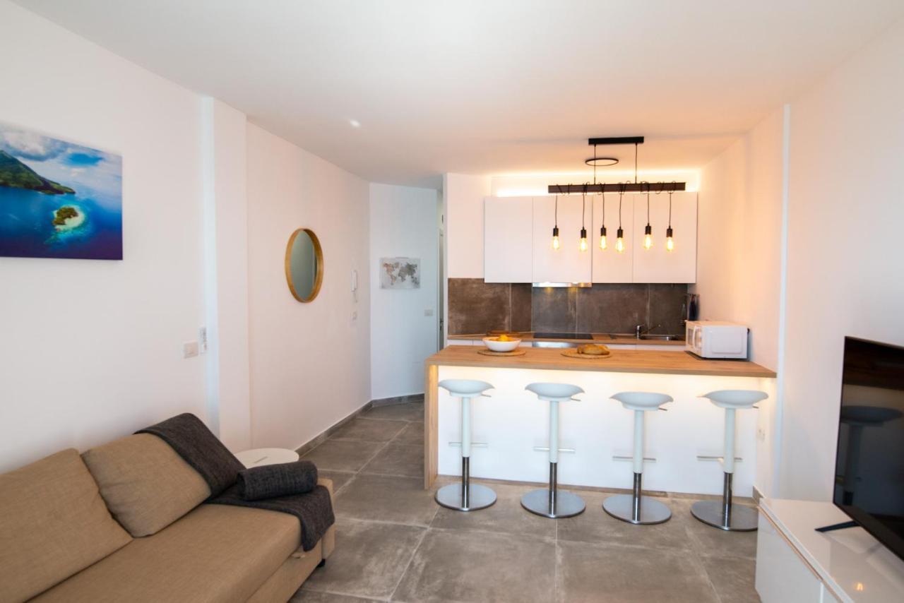 Black Sand Holiday Home Puerto de Santiago  Bagian luar foto