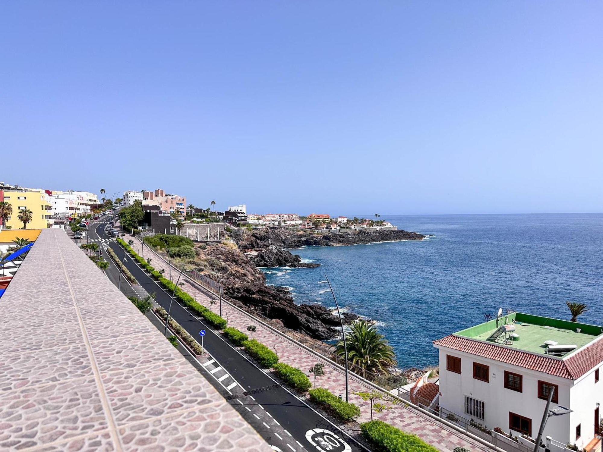 Black Sand Holiday Home Puerto de Santiago  Bagian luar foto